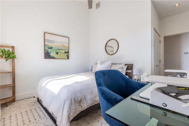 500 W 51st ST A, Austin, TX 78751