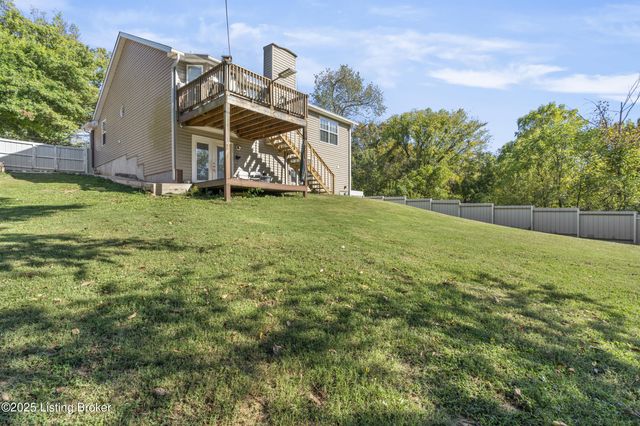 6110 Lazy Run Rd, Louisville, KY 40219
