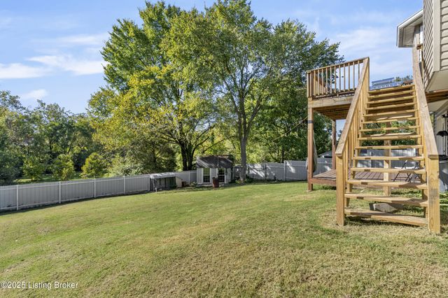 6110 Lazy Run Rd, Louisville, KY 40219