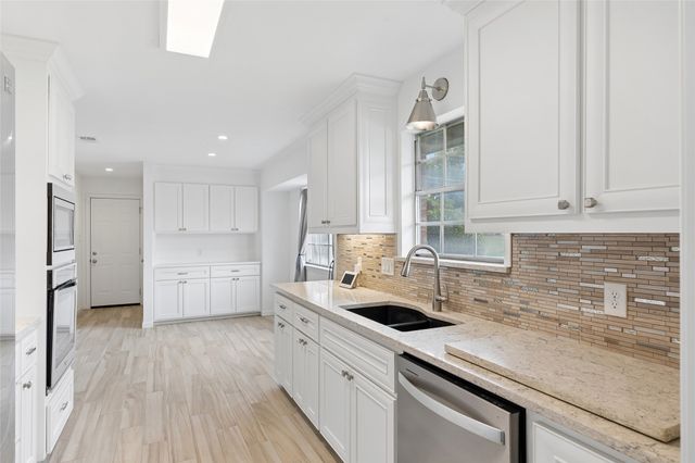 4859 Winesanker Way, Fort Worth, TX 76133