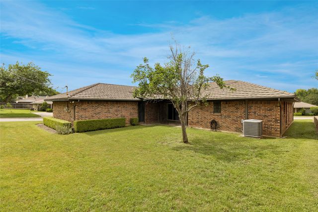 4859 Winesanker Way, Fort Worth, TX 76133