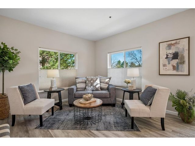 2895 W Riverwalk Cir 101, Littleton, CO 80123