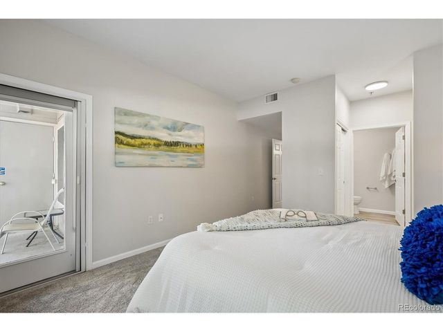 2895 W Riverwalk Cir 101, Littleton, CO 80123