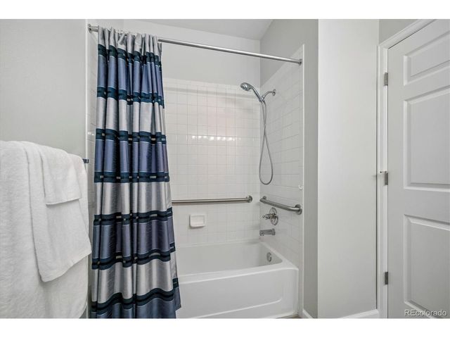 2895 W Riverwalk Cir 101, Littleton, CO 80123