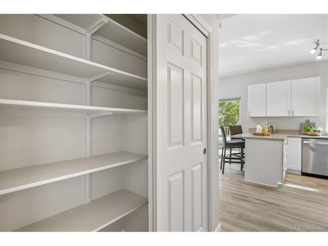 2895 W Riverwalk Cir 101, Littleton, CO 80123