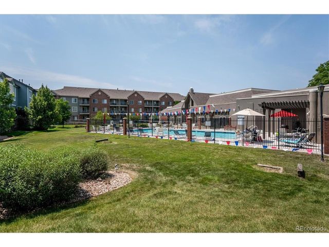 2895 W Riverwalk Cir 101, Littleton, CO 80123