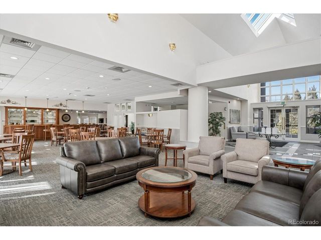 2895 W Riverwalk Cir 101, Littleton, CO 80123