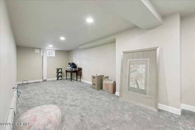 5 Crown Court, Manalapan, NJ 07726