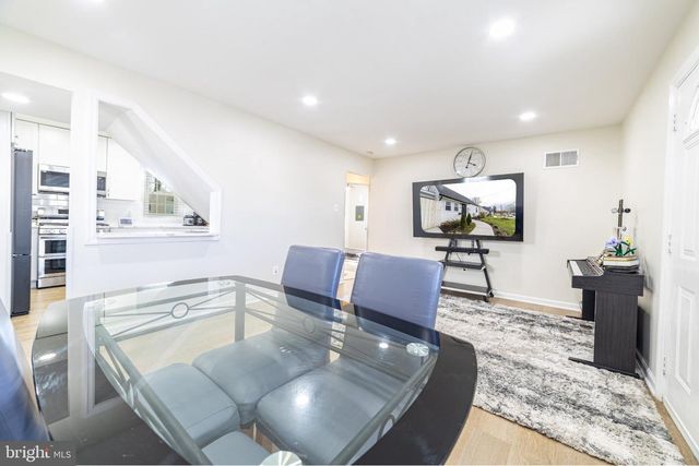 115 TRAVIS ST, Manassas, VA 20111