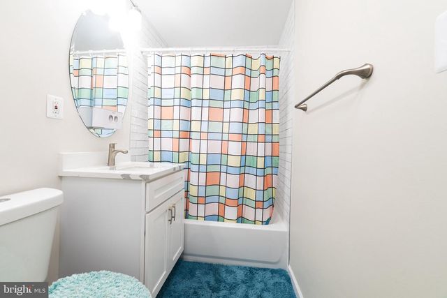 115 TRAVIS ST, Manassas, VA 20111