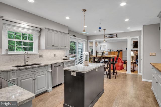 413 HOPI DR, Mechanicsburg, PA 17050