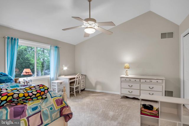 413 HOPI DR, Mechanicsburg, PA 17050