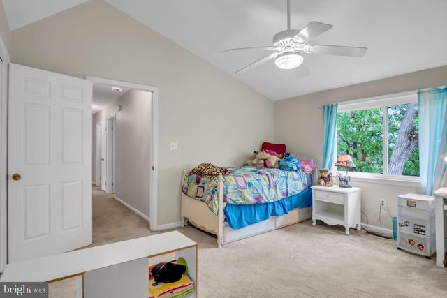 413 HOPI DR, Mechanicsburg, PA 17050