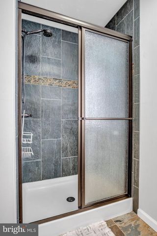 413 HOPI DR, Mechanicsburg, PA 17050