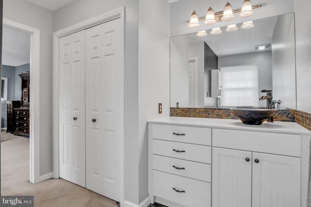 413 HOPI DR, Mechanicsburg, PA 17050