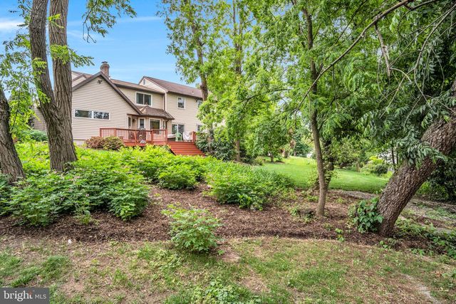 413 HOPI DR, Mechanicsburg, PA 17050