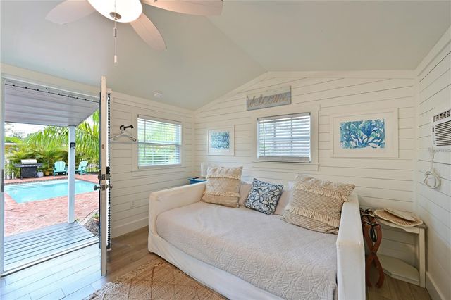1318 6TH STREET W, Palmetto, FL 34221