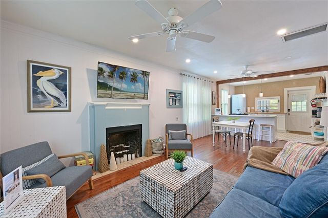 1318 6TH STREET W, Palmetto, FL 34221