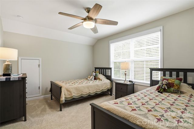 2444 Seagull Drive, Denver, NC 28037