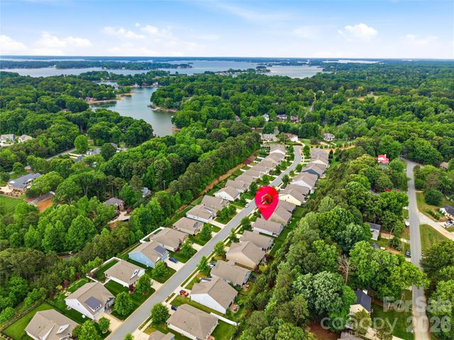 2444 Seagull Drive, Denver, NC 28037