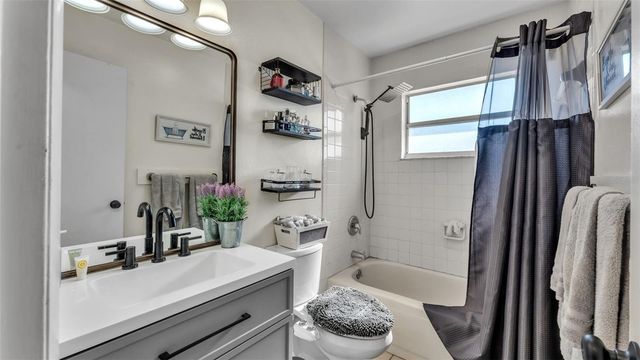 950 CHARMIL AVENUE S, Lake Alfred, FL 33850