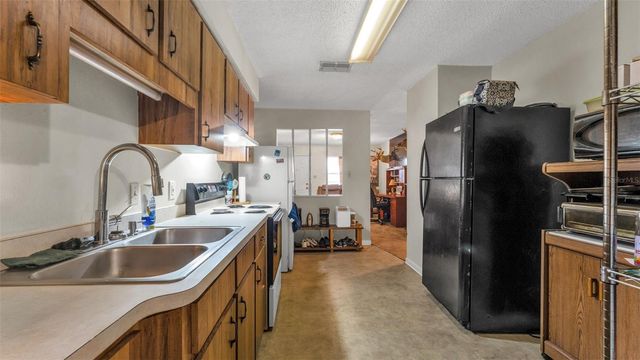 950 CHARMIL AVENUE S, Lake Alfred, FL 33850