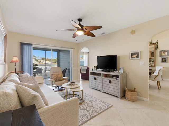 813 Ocean Dunes Circle, Jupiter, FL 33477