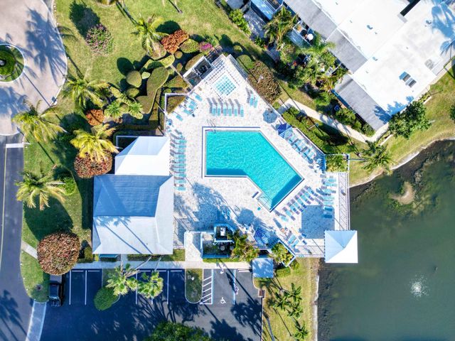 813 Ocean Dunes Circle, Jupiter, FL 33477