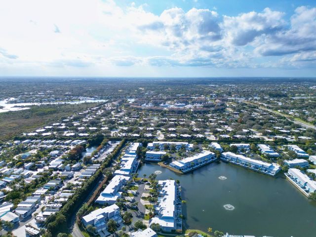 813 Ocean Dunes Circle, Jupiter, FL 33477