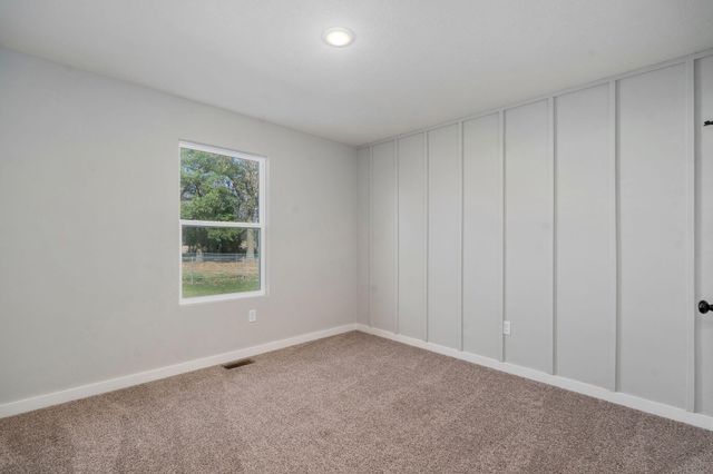 307 W Granada Street, Republic, MO 65738