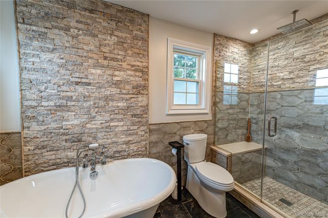 904 4th Street, East Northport, NY 11731