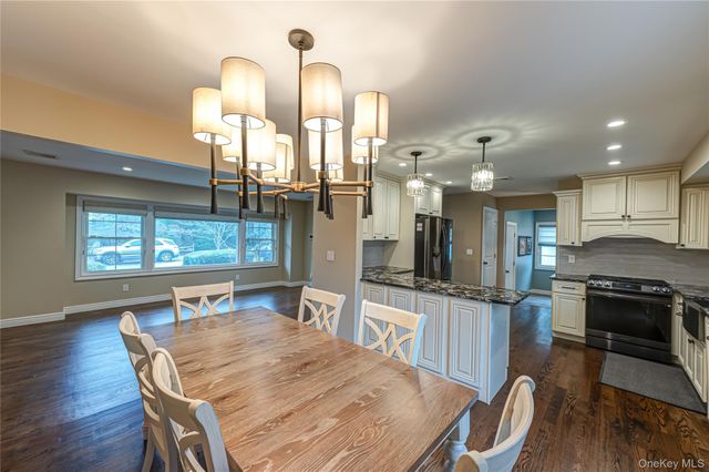 904 4th Street, East Northport, NY 11731