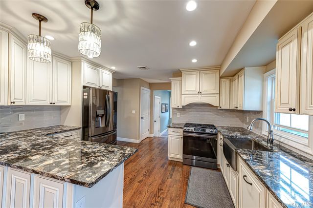 904 4th Street, East Northport, NY 11731
