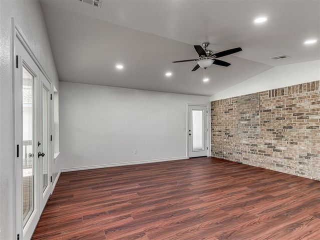 1019 E Etowah Road, Noble, OK 73068