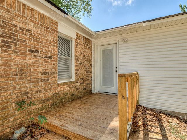 1019 E Etowah Road, Noble, OK 73068