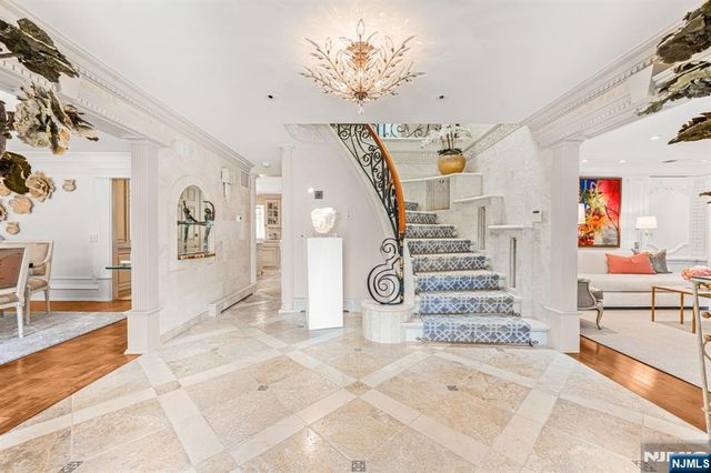 22 Fawn Drive, Montville Township, NJ 07045