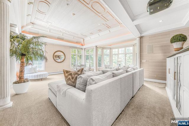 22 Fawn Drive, Montville Township, NJ 07045