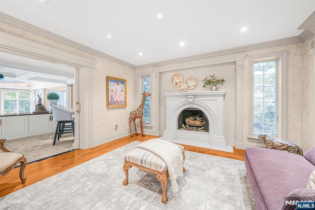 22 Fawn Drive, Montville Township, NJ 07045