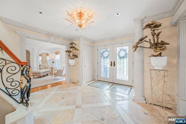 22 Fawn Drive, Montville Township, NJ 07045