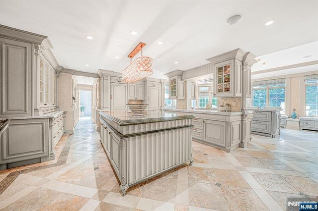 22 Fawn Drive, Montville Township, NJ 07045