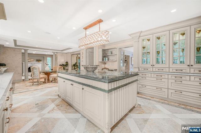 22 Fawn Drive, Montville Township, NJ 07045