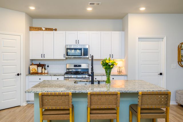 541 Spanish Wells Road, Summerville, SC 29486