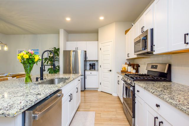 541 Spanish Wells Road, Summerville, SC 29486