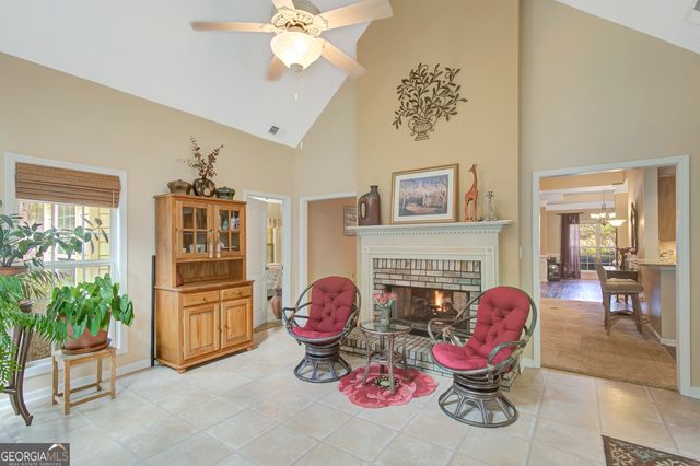 230 Silverbell Lane, Sharpsburg, GA 30277