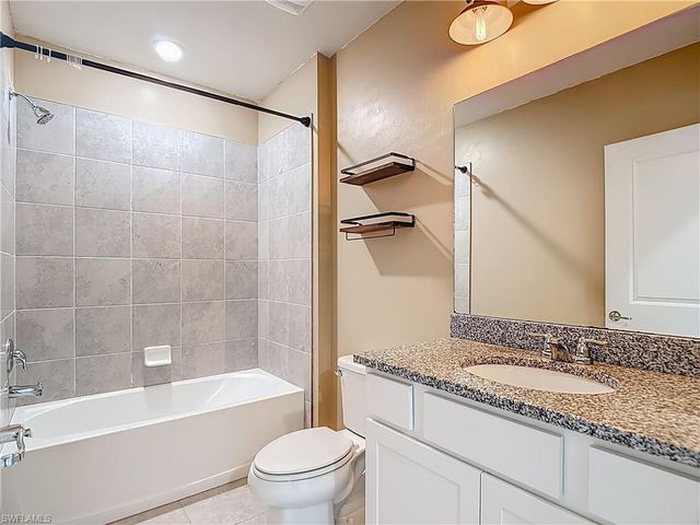 16056 Enclaves Cove DR, North Fort Myers, FL 33917