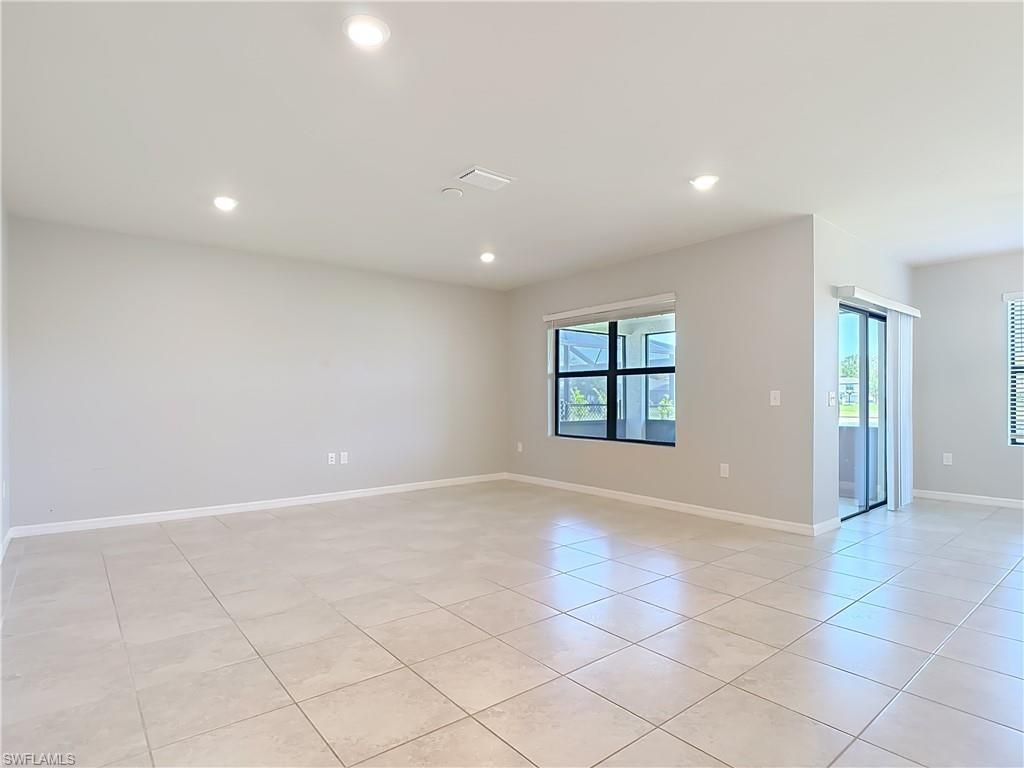 16056 Enclaves Cove DR, NORTH FORT MYERS, FL 33917 — photo 4