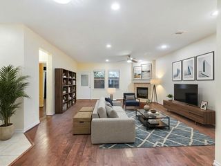 7923 Ashford Trace Drive, Houston, TX 77072