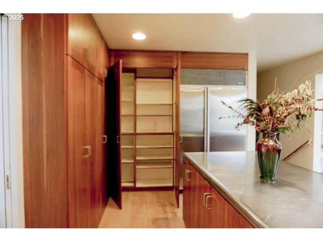 20959 S SPRINGWATER Rd, Estacada, OR 97023