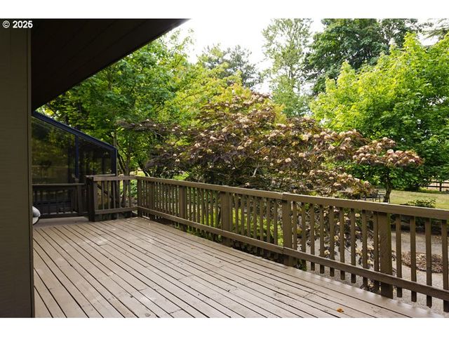 20959 S SPRINGWATER Rd, Estacada, OR 97023