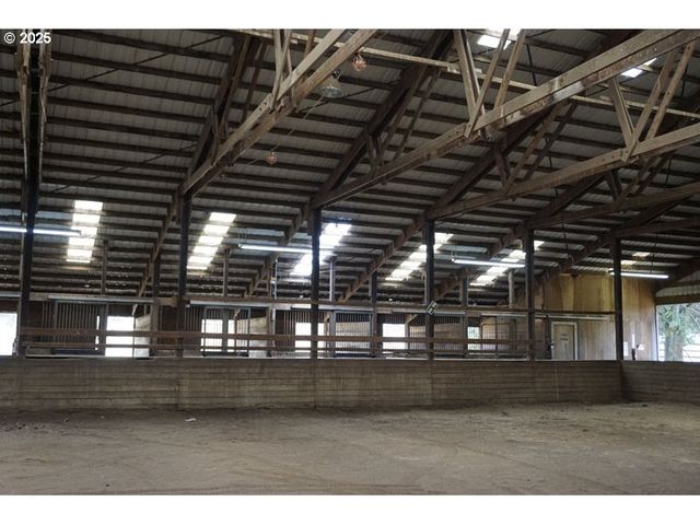 20959 S SPRINGWATER Rd, Estacada, OR 97023